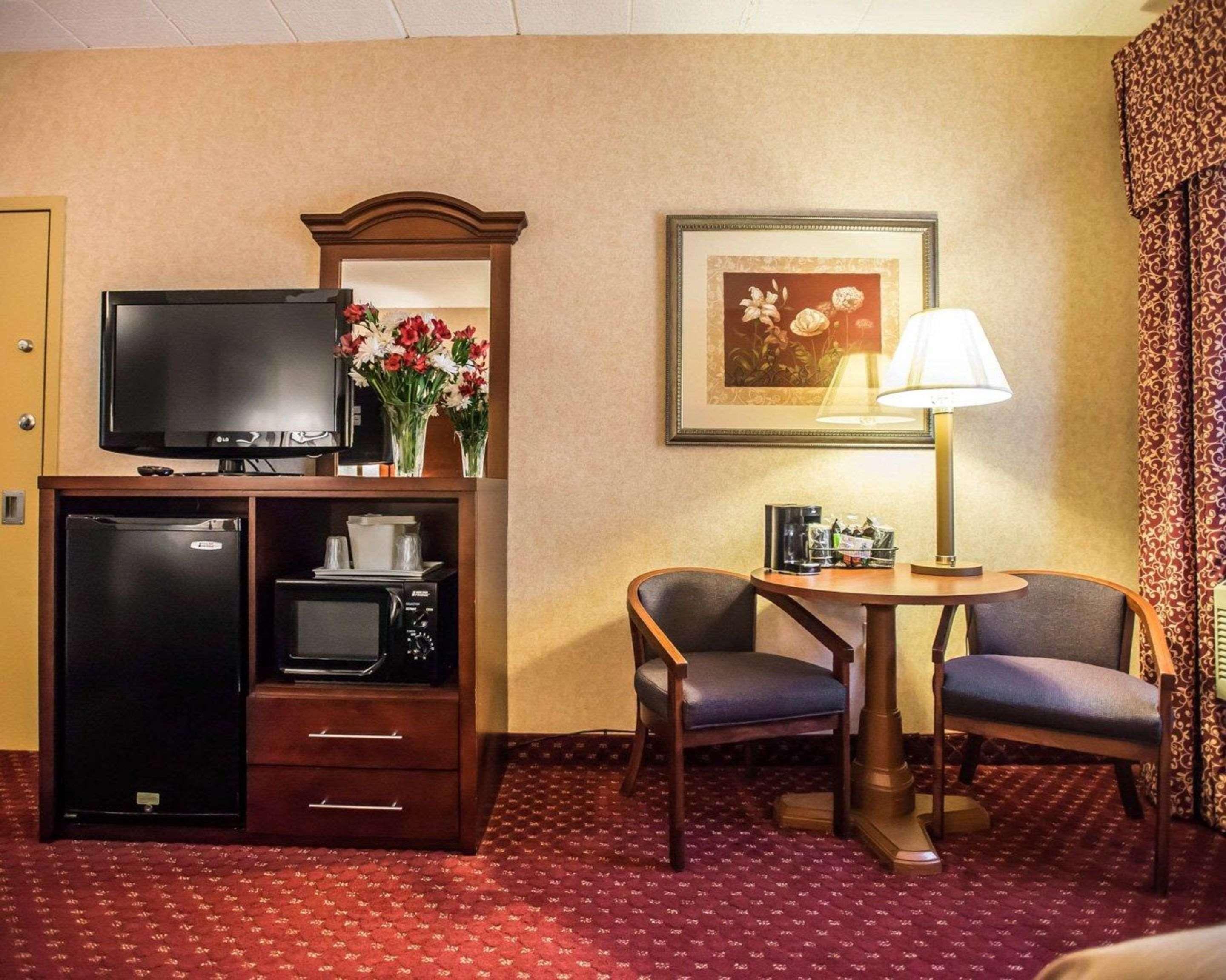 Comfort Inn Pocono Lakes Region Lake Ariel Esterno foto