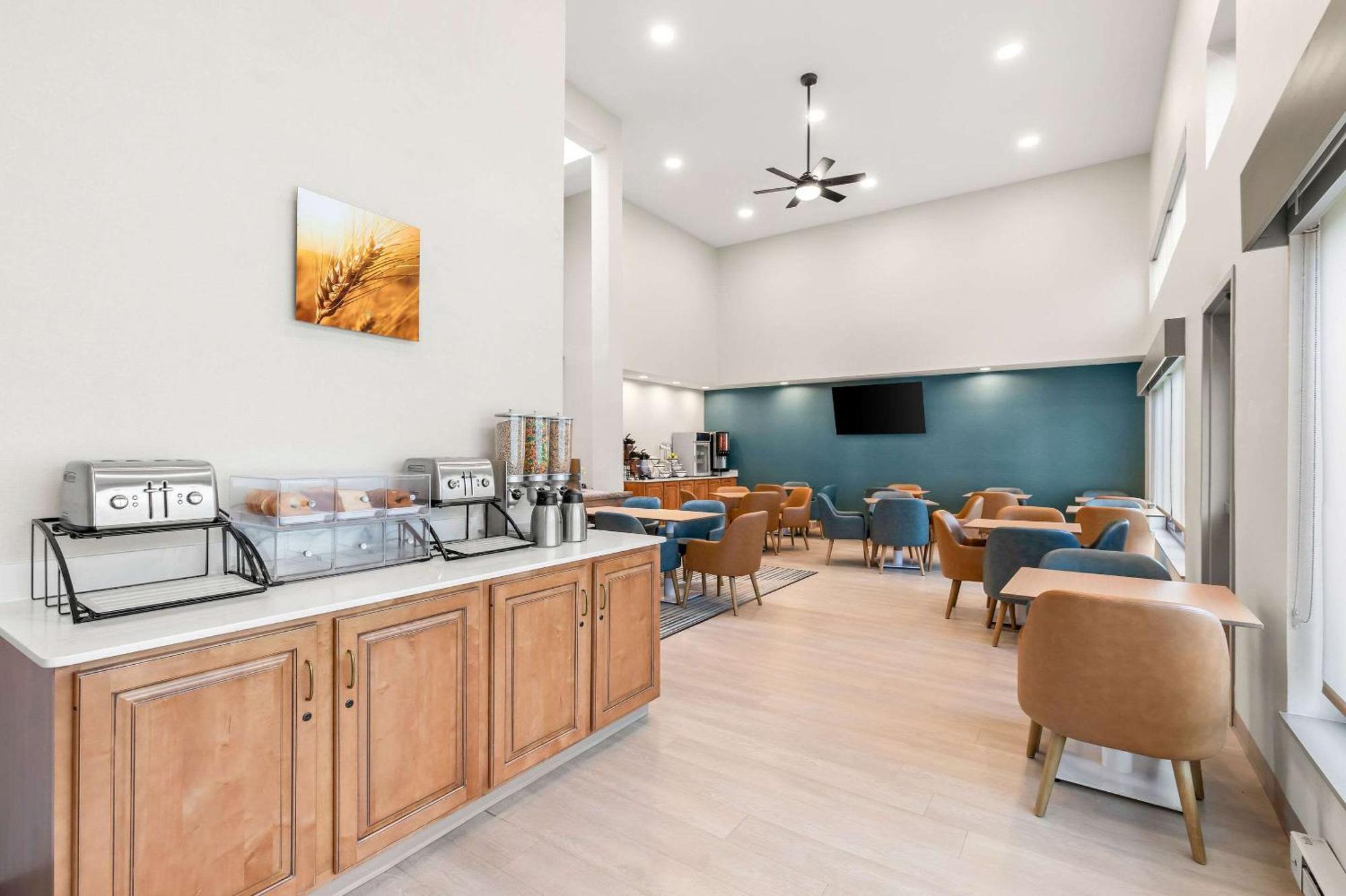Comfort Inn Pocono Lakes Region Lake Ariel Esterno foto
