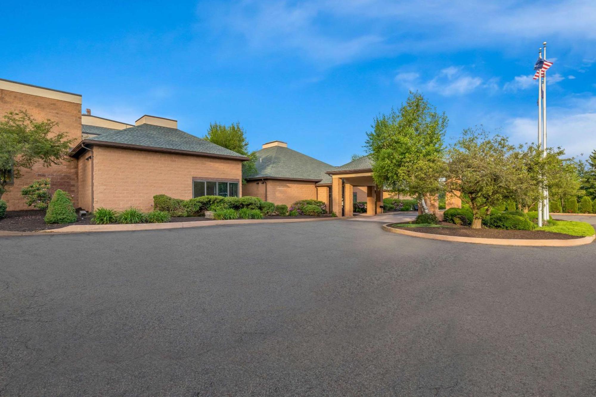 Comfort Inn Pocono Lakes Region Lake Ariel Esterno foto